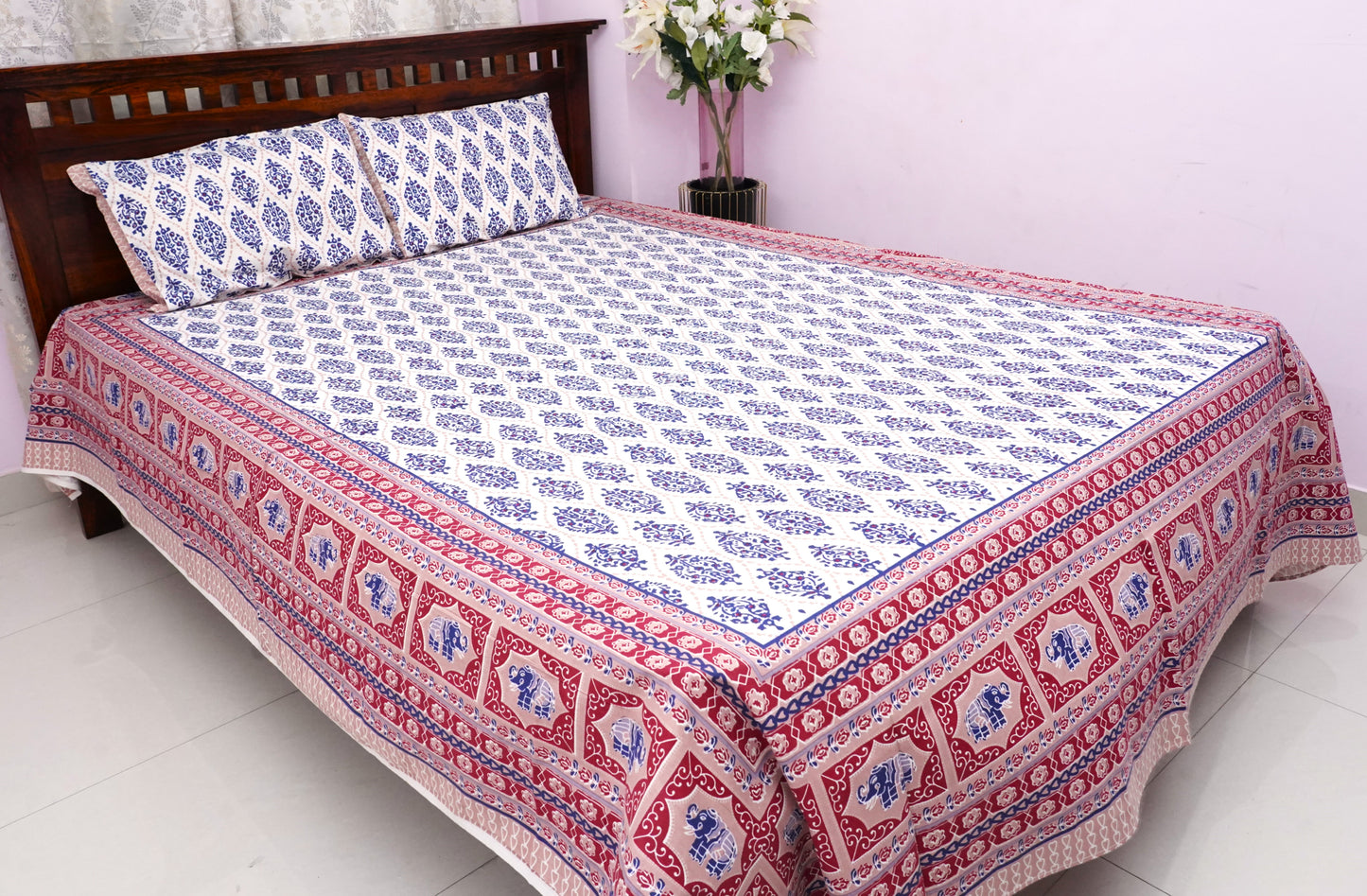 Queen Bedsheet Blue Leave Damask (90x100 inches)